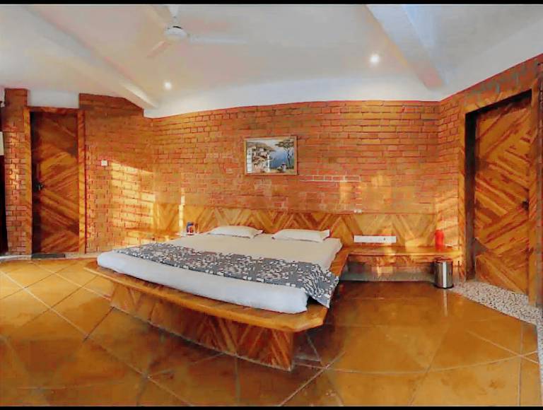 Bungalow with garden, grill & pool | Good for workation | Pets allowed — photo 2