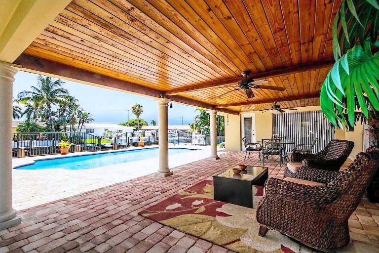 House Pompano Beach