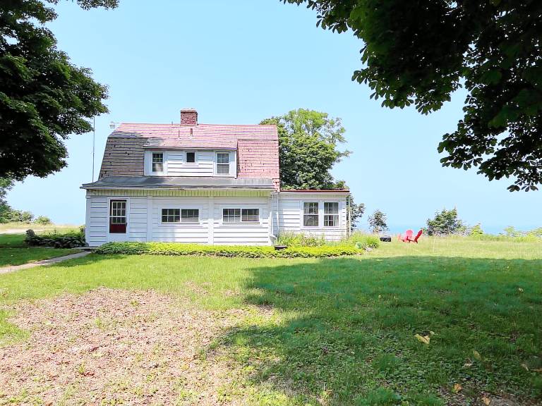 House Erie