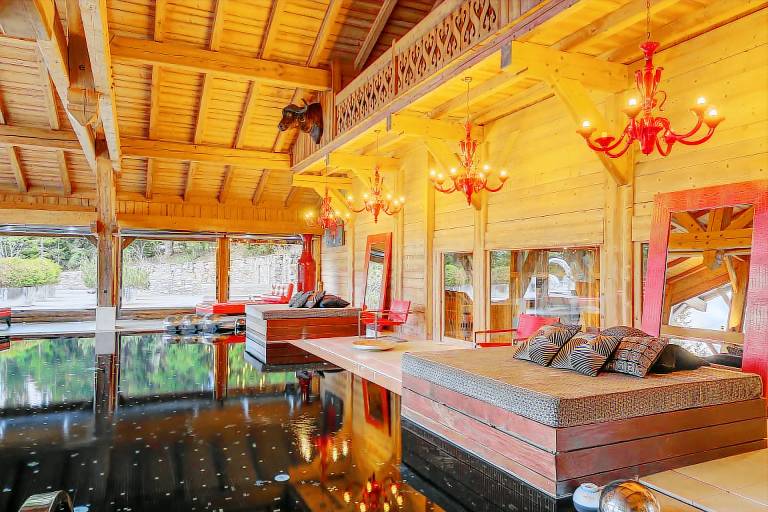 Chalet with hot tub, grill & private pool | Mountain view | Suitable for remote work — photo 3