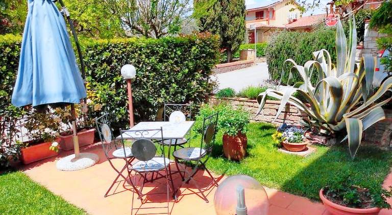 Vacation home with 1 room for 5 persons in Castelnuovo Berardenga
