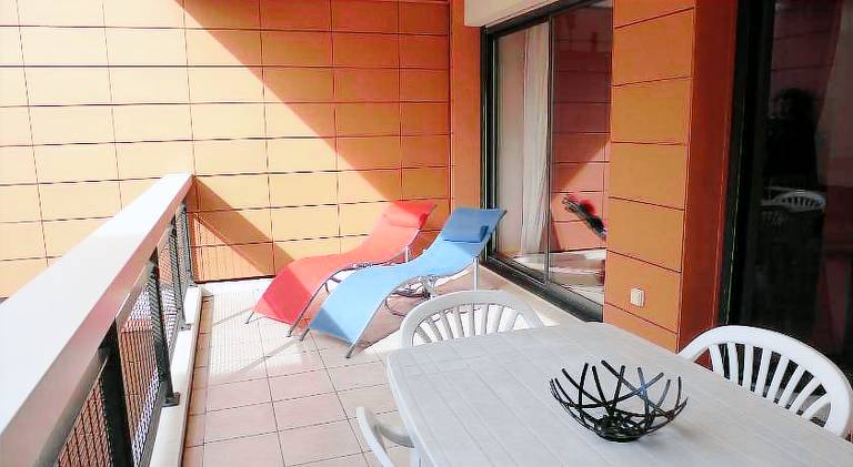 Fully equipped beautiful rental apartment with garden, pool & terrace | Next to the beach | Dogs allowed — photo 4