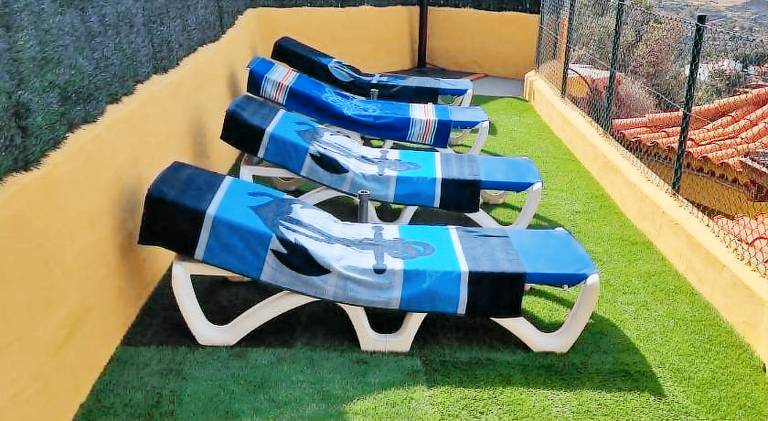 Chalet with hot tub | Pet-friendly — photo 4