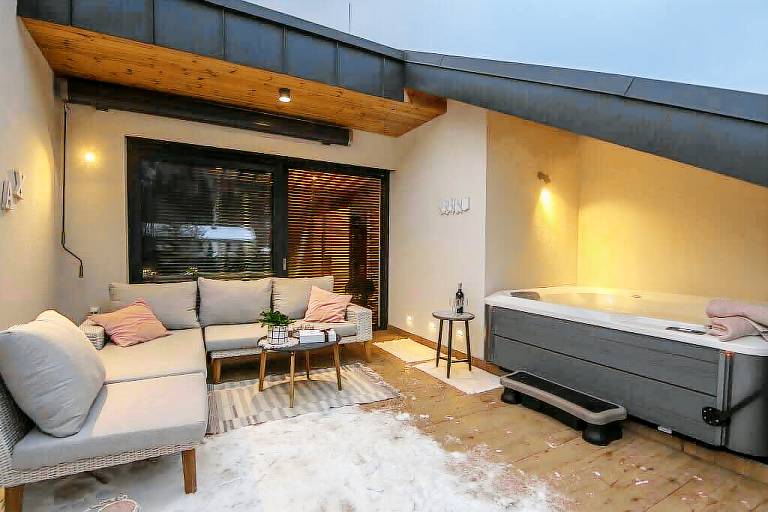 Holiday apartment with jacuzzi — photo 5