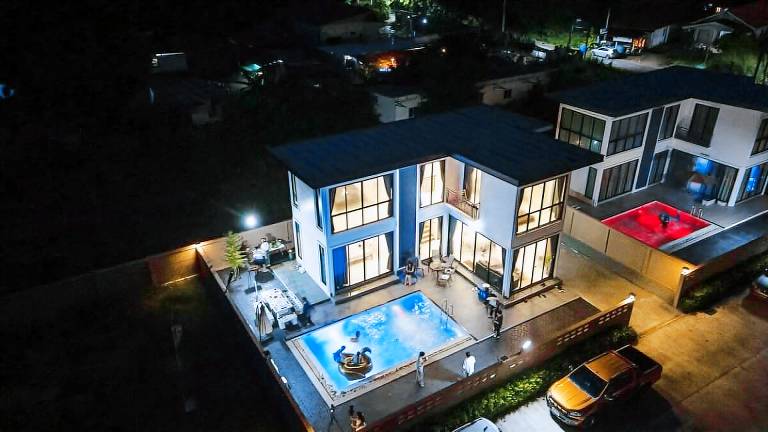 House with 4 rooms for 12 persons — photo 3