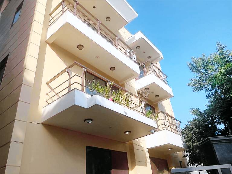 Tipsyy Inn Suites 020 in Gurugram