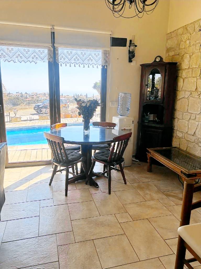 Nice villa with barbecue, pool & garden | Suitable for remote work | Dogs allowed — photo 3