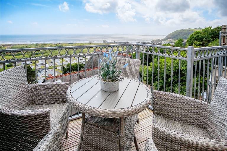 Holiday apartment with fast internet | Water view — photo 3