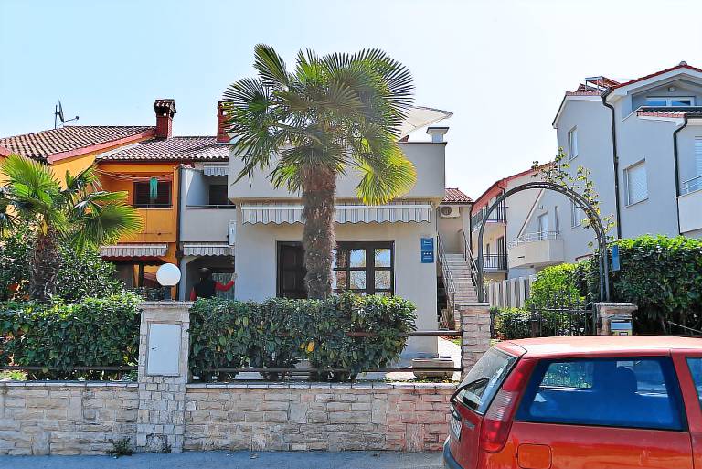 Rental apartment with barbecue & terrace — photo 4