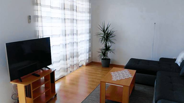 Rental apartment with terrace & barbecue — photo 4