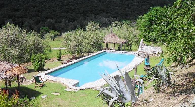 Farm with pool, yard & BBQ — photo 2