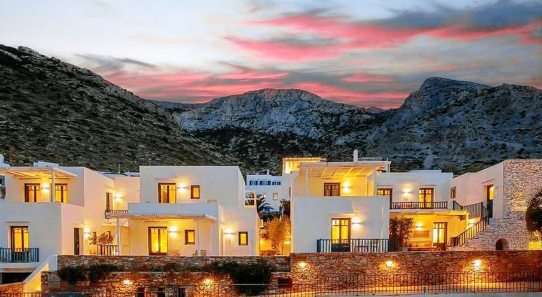 Sifnos House - Rooms and SPA in Sifnos