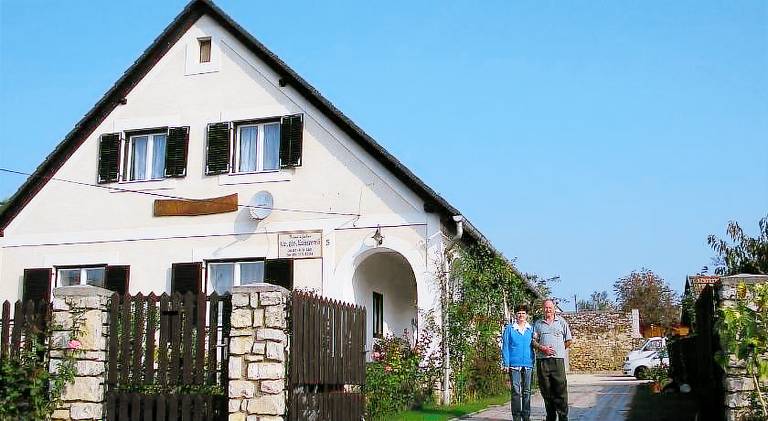 ház Monoszló