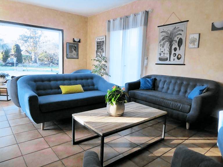 Gite with private pool, yard & patio — photo 2