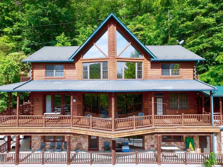 Lodge Cherokee