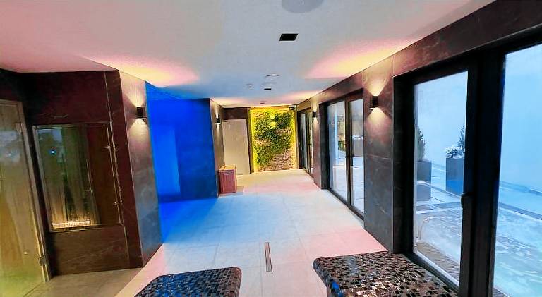 Serviced apartment with 2 rooms for 6 persons — photo 4