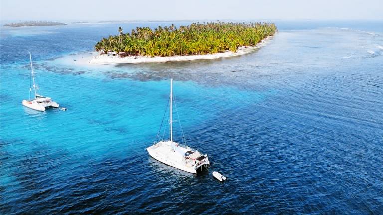 Houseboat San Blas Islands