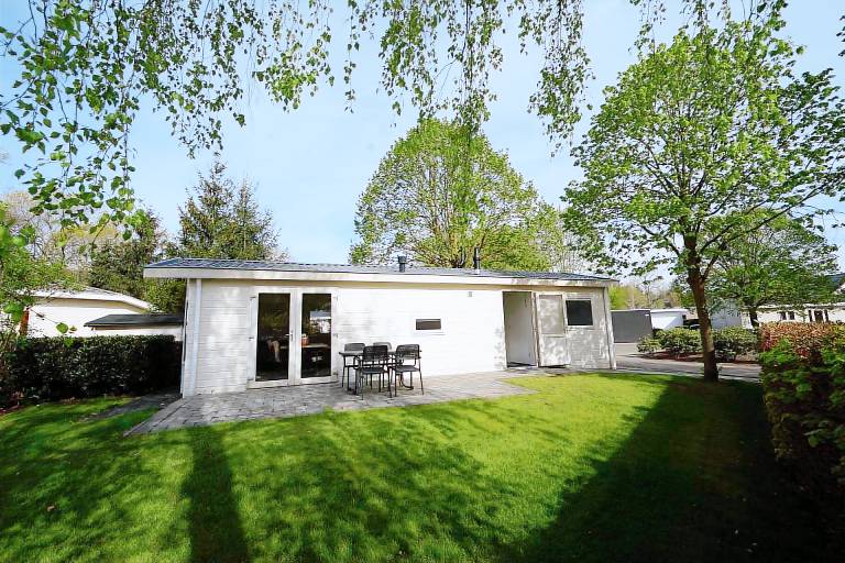 Chalet with 2 bedrooms and terrace