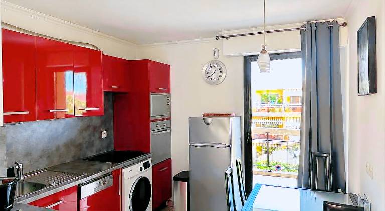 Fully equipped beautiful rental apartment with garden, pool & terrace | Next to the beach | Dogs allowed — photo 2