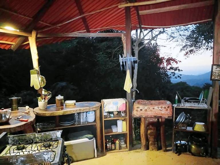Family-oriented vacation home | Pet-friendly — photo 5