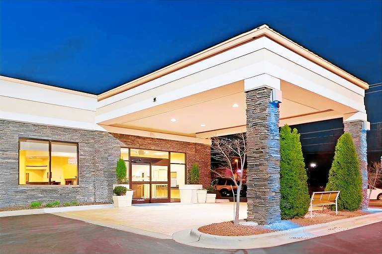 Holiday Inn Express & Suites Greensboro - (I-40 @ Wendover) By IHG in Greensboro, NC