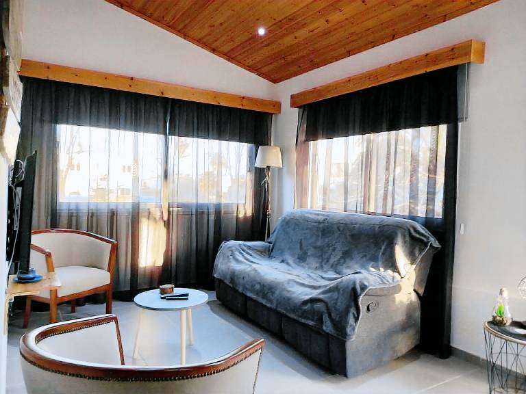 House  Tala