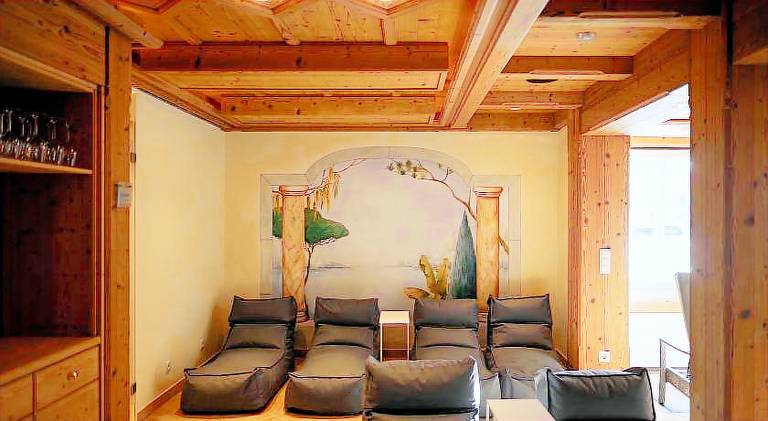 Wonderful serviced apartment with terrace, pool & garden | Close to the ski | Pets are welcome — photo 5