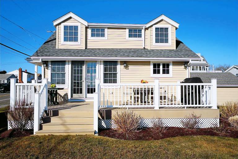 House Narragansett