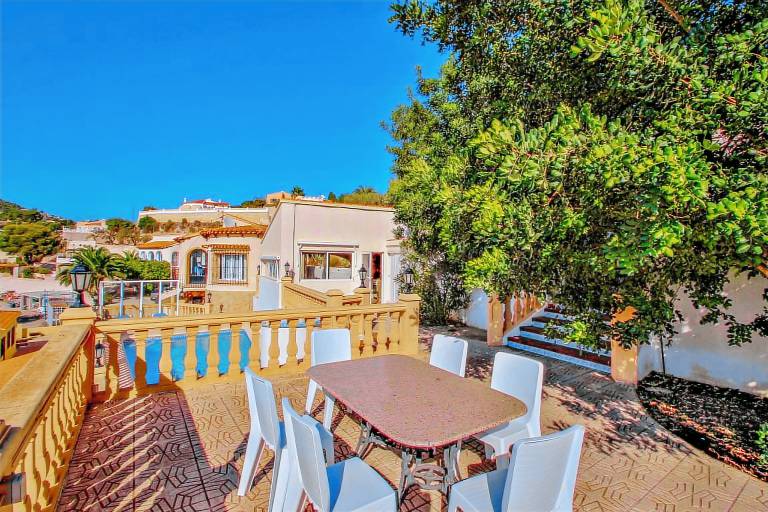 Fully equipped villa with private pool, garden & barbeque | Mountain view | Beach nearby | Pets are welcome — photo 5