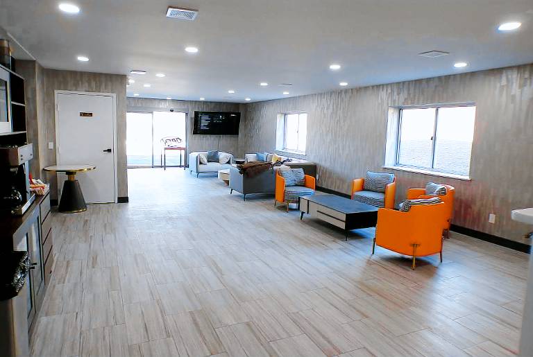 Luxor Inn & Suites a Travelodge by Wyndham