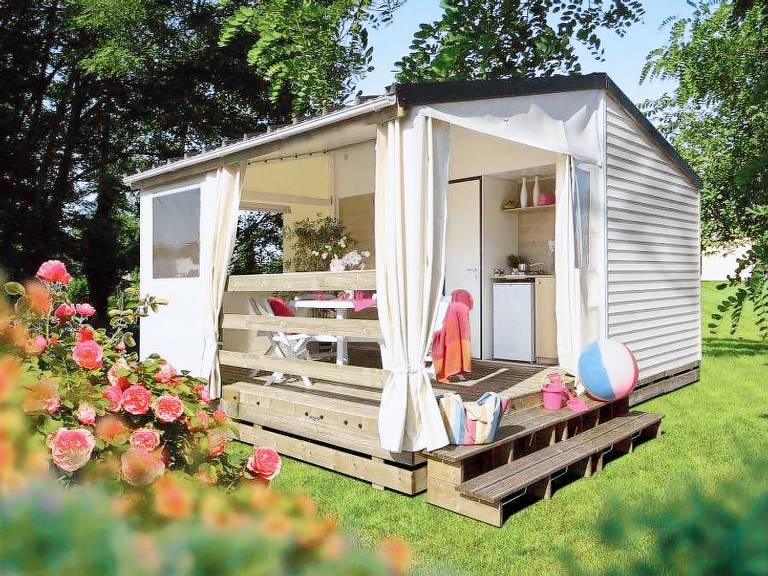 Children-friendly lovely mobile home with patio & heated pool | River view | Pet-friendly — photo 4