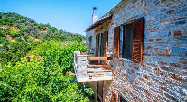 Fully equipped rental apartment with terrace, yard & BBQ | Good for workation | Pet-friendly — photo 5