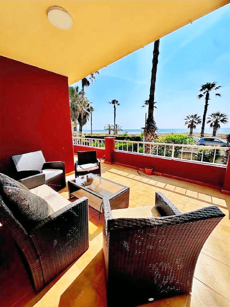 Villa with yard, private pool & barbecue — photo 3