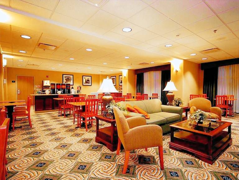 Hampton Inn Grand Island — photo 3