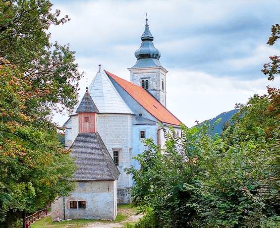 Kmetija  Brezovica na Bizeljskem