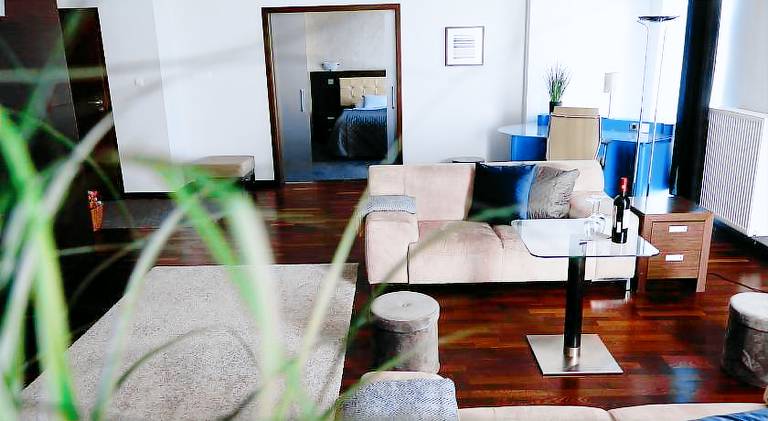 Rental apartment with pool, sauna & patio | Suitable for remote work — photo 4