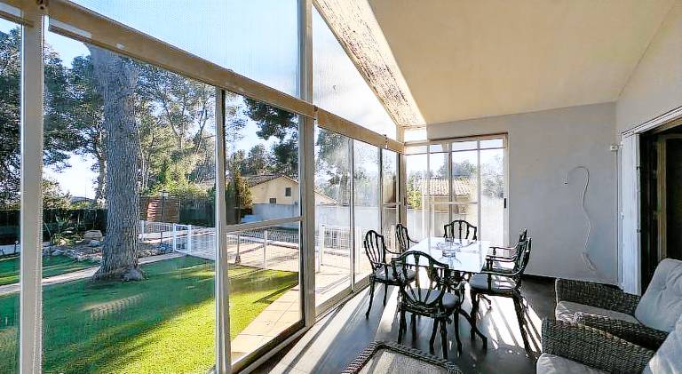 Villa with pool | Pets allowed — photo 4