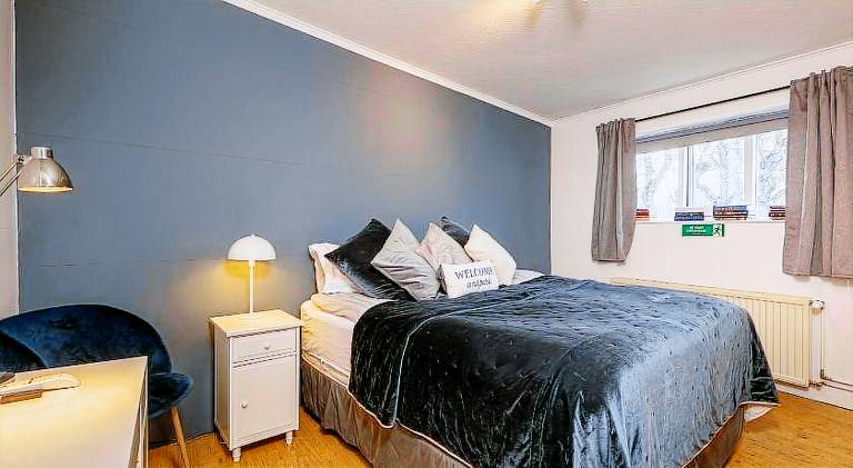 Downtown Sanctuary with Private Entrance in Reykjavik