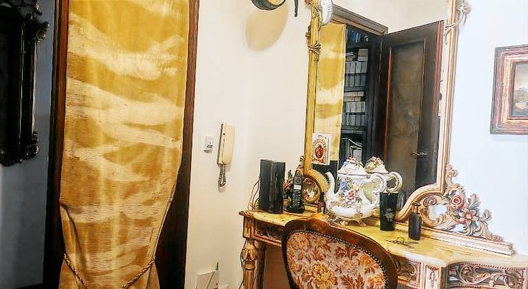Holiday apartment with patio & hot tub — photo 4