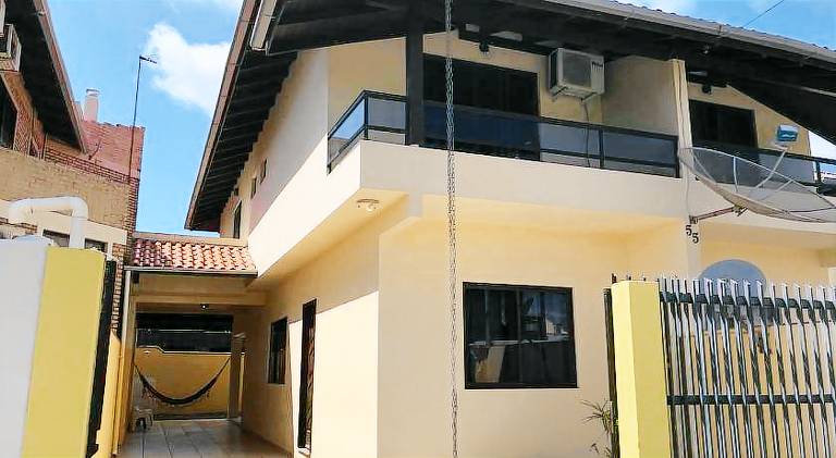 Pleasant house | Next to the beach | Pets are welcome in Bombinhas