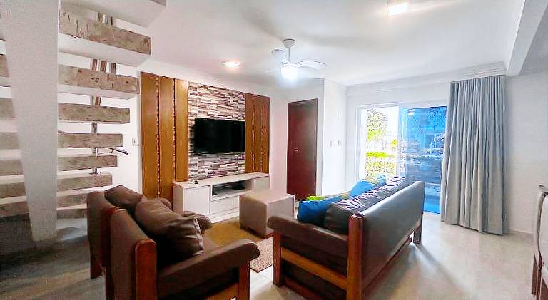 Beautiful serviced apartment with grill, garden & pool | Pets are welcome — photo 2