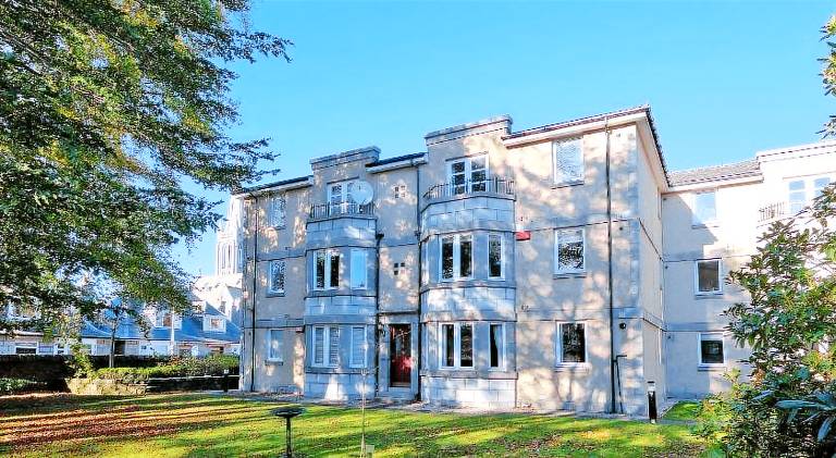 Rental apartment with 2 rooms for 4 persons — photo 3
