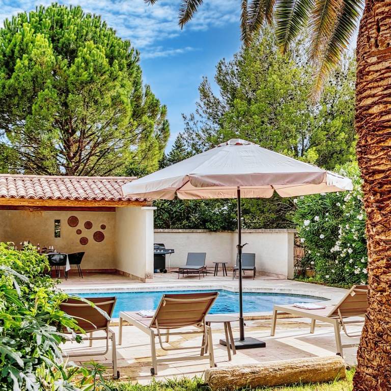 Villa with garden, private pool & grill — photo 2