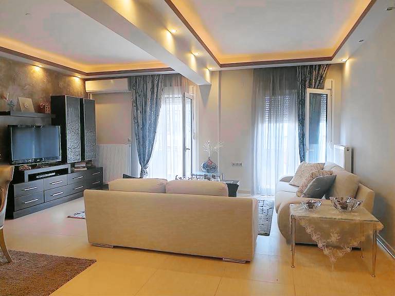 House  Kalamaria