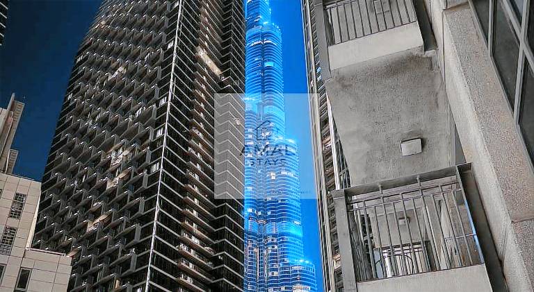 Fully equipped nice rental apartment with jacuzzi & heated pool | Next to Burj Khalifa | Perfect for remote work | Pets are welcome in Dubai