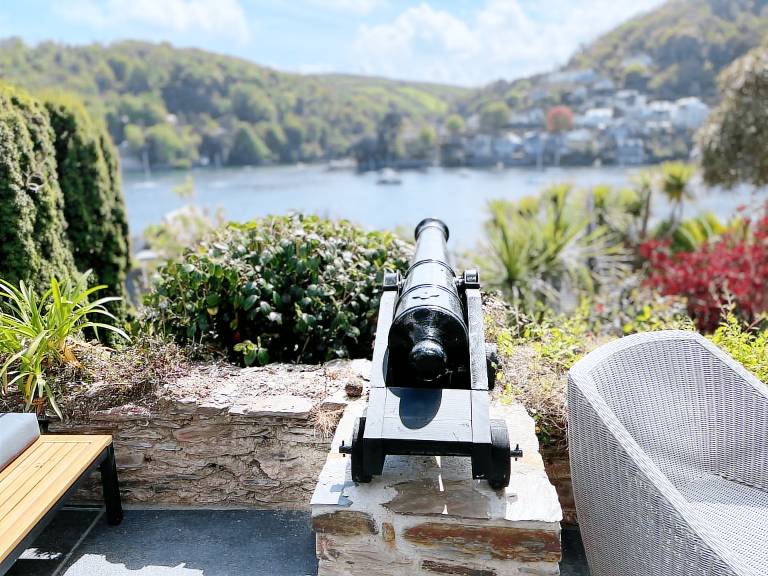 Vacation home with yard, terrace & grill | Good for workation — photo 5