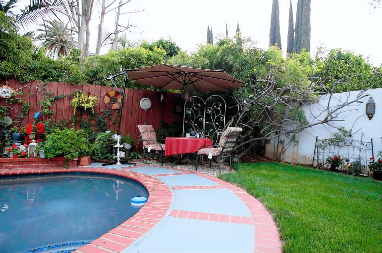 Bed and breakfast  Sherman Oaks