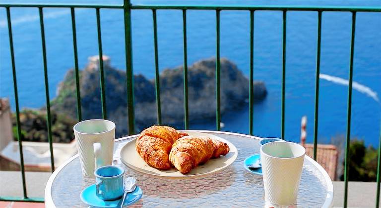 Lovely holiday apartment with terrace | Pets are welcome — photo 4