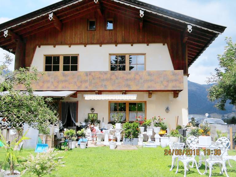 Family-friendly wonderful rental apartment with grill & terrace | Garden view | Good for workation | Pets allowed — photo 2