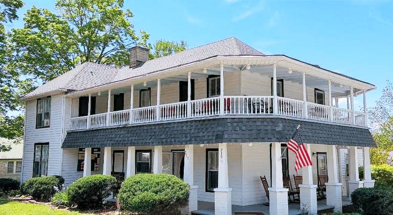 Ozark Country Inn in Mountain View, AR